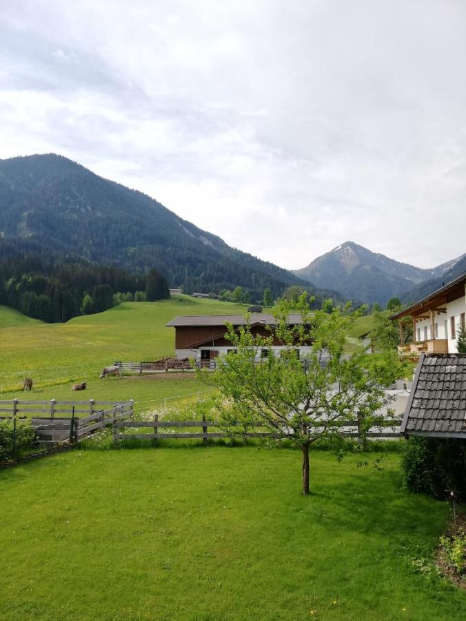 Ferienhaus Auerbauer Бриксен-им-Тале Екстериор снимка